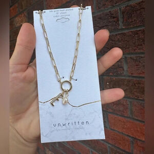 Initial E Gold Chain Charm Pearl Necklace